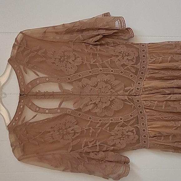 Magnolia Embroidered Maxi Dress - Picture 7 of 15